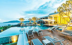 The Crest Resort & Pool Villas Phuket